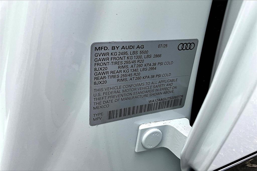 new 2025 Audi Q5 car, priced at $62,080