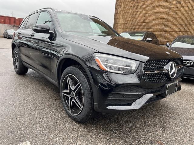 used 2022 Mercedes-Benz GLC 300 car, priced at $32,654