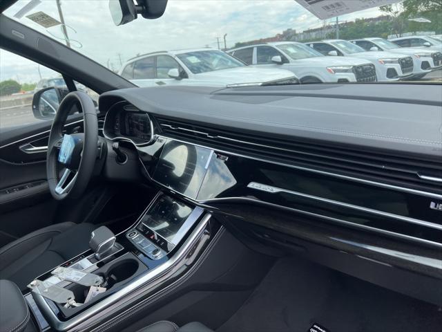 new 2025 Audi Q7 car, priced at $84,105