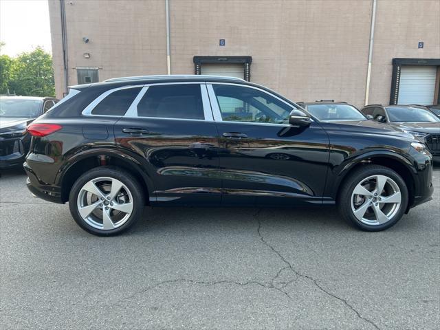 new 2025 Audi Q5 car, priced at $61,105