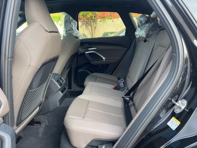 new 2025 Audi Q5 car, priced at $61,105