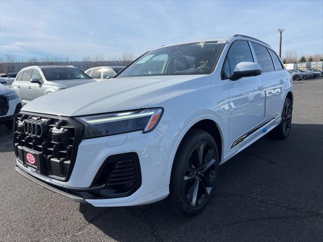 new 2025 Audi Q7 car, priced at $77,880