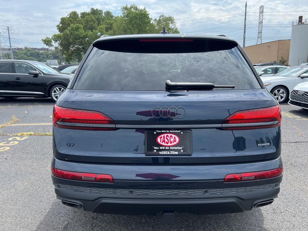 new 2025 Audi Q7 car, priced at $71,580