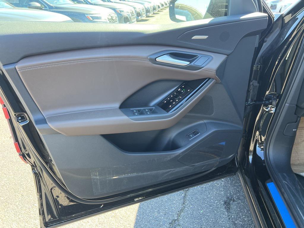 new 2025 Audi Q6 e-tron car, priced at $74,215