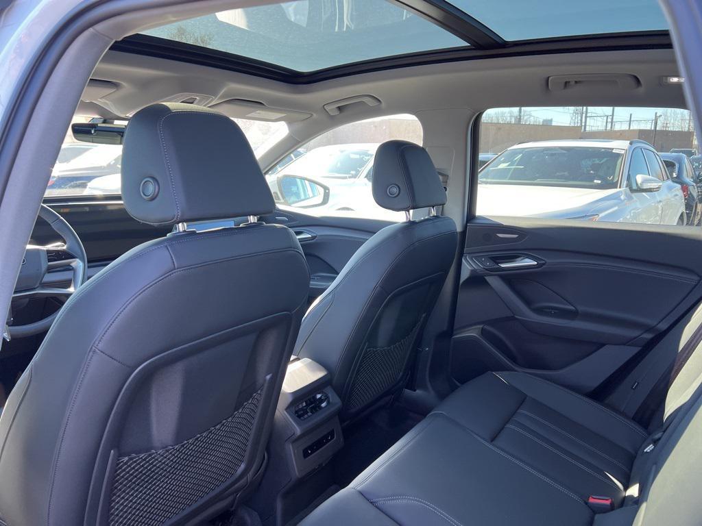 new 2025 Audi Q6 e-tron car, priced at $74,125