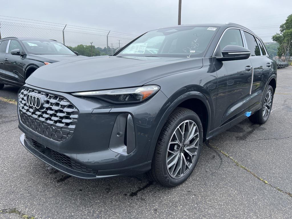 new 2025 Audi Q5 car, priced at $61,105