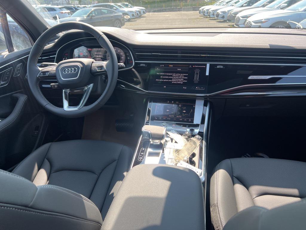 new 2025 Audi Q7 car, priced at $76,480