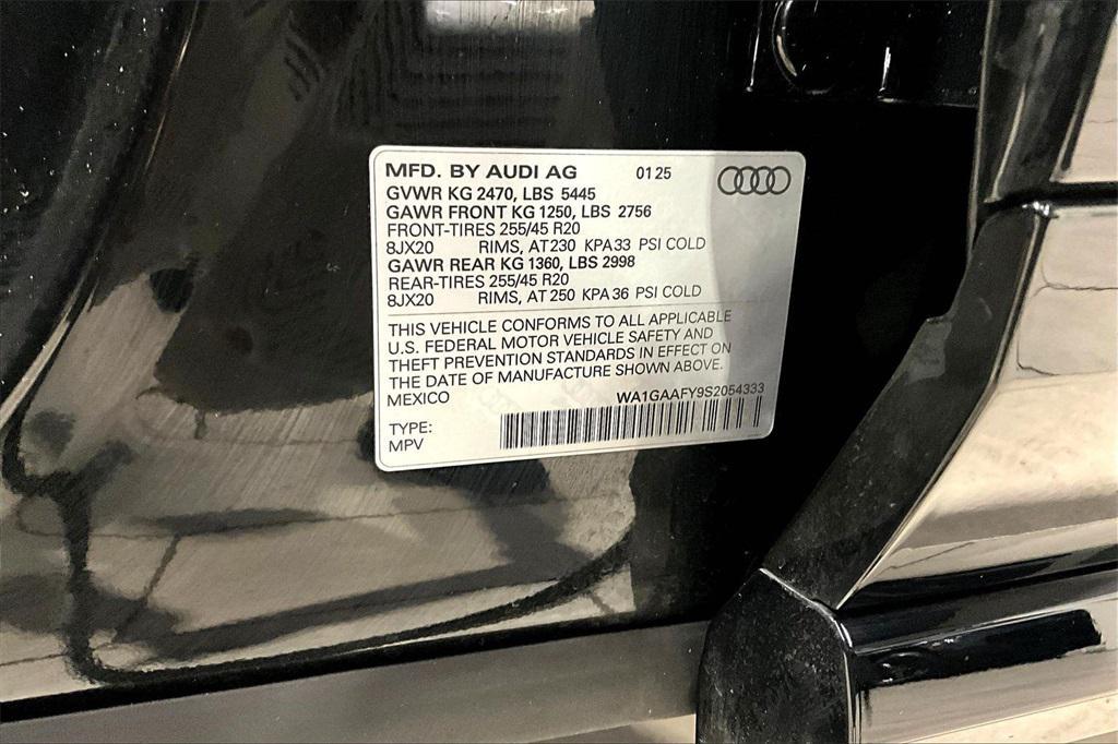 used 2025 Audi Q5 car, priced at $45,623