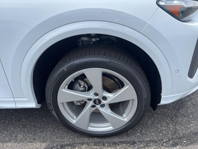 new 2025 Audi Q5 car, priced at $61,105