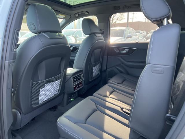 new 2025 Audi Q7 car, priced at $77,880