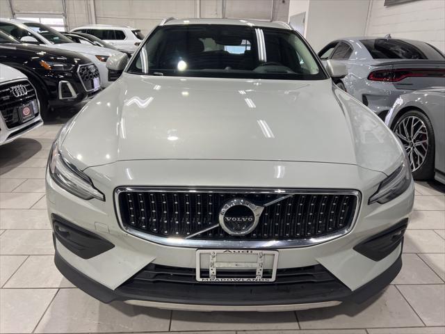 used 2020 Volvo V60 Cross Country car, priced at $18,888