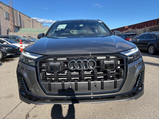 new 2025 Audi Q7 car, priced at $77,880