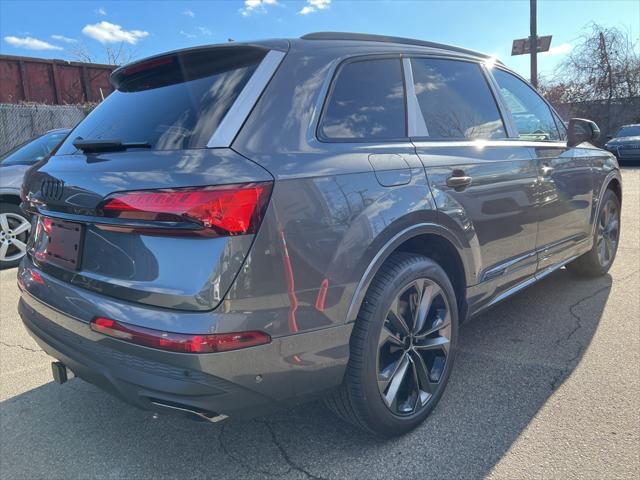 new 2025 Audi Q7 car, priced at $77,880