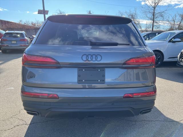 new 2025 Audi Q7 car, priced at $77,880