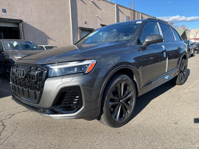 new 2025 Audi Q7 car, priced at $77,880