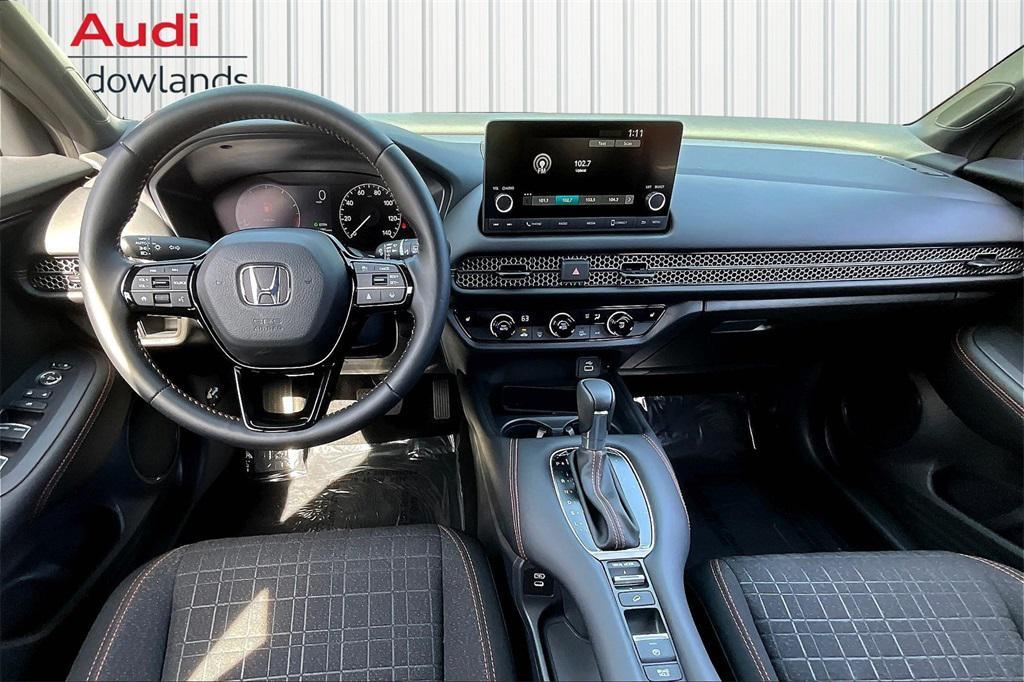 used 2025 Honda HR-V car, priced at $28,999