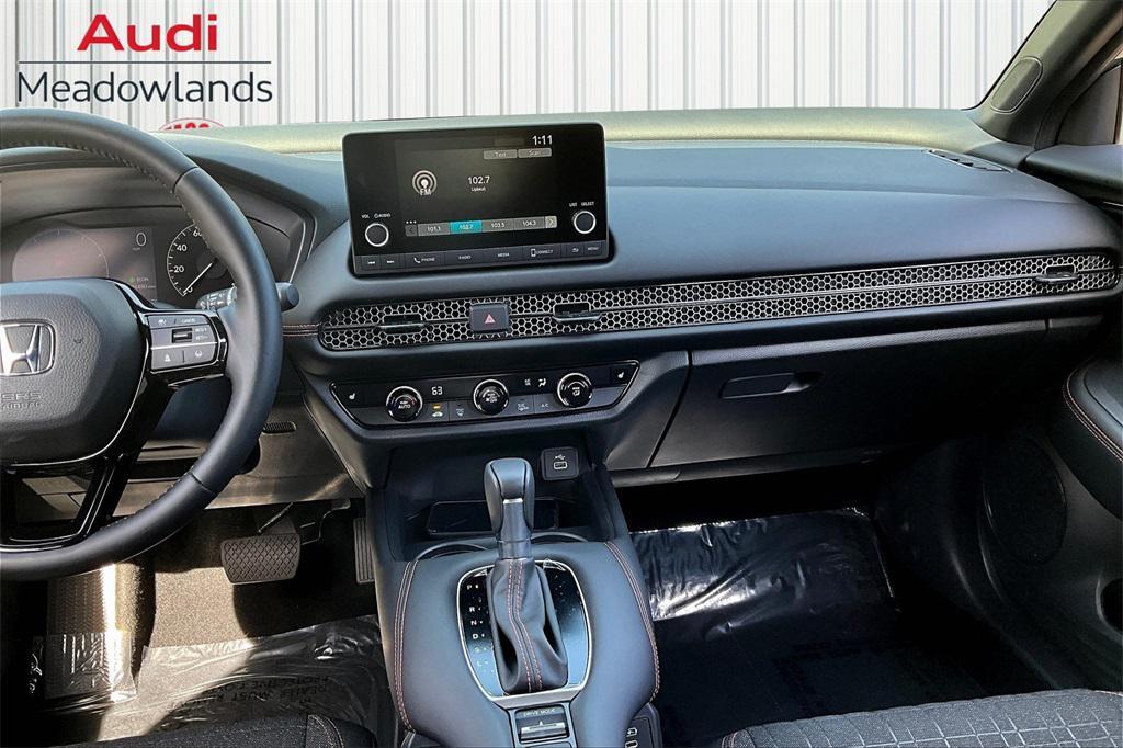 used 2025 Honda HR-V car, priced at $28,999