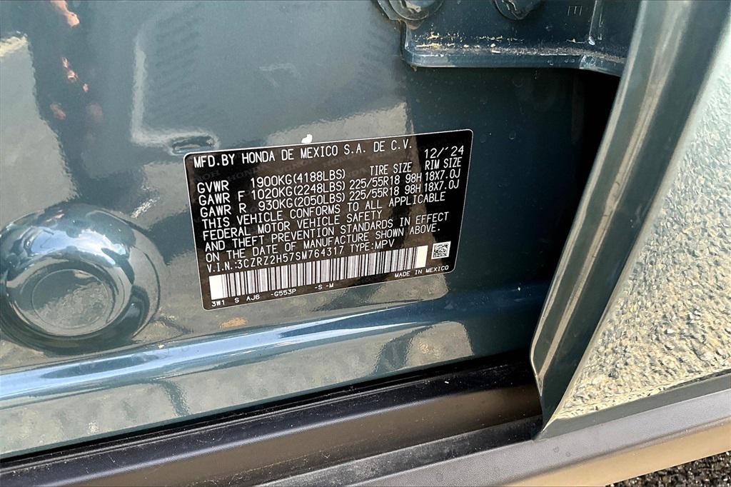 used 2025 Honda HR-V car, priced at $28,999