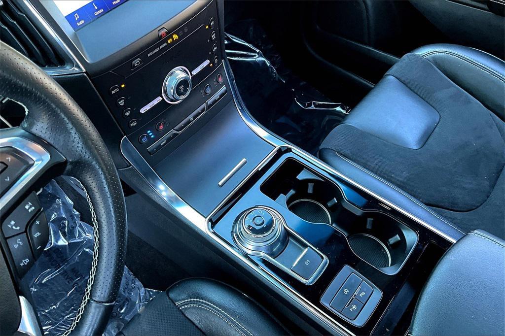 used 2020 Ford Edge car, priced at $25,288