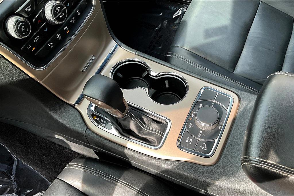 used 2016 Jeep Grand Cherokee car, priced at $15,488