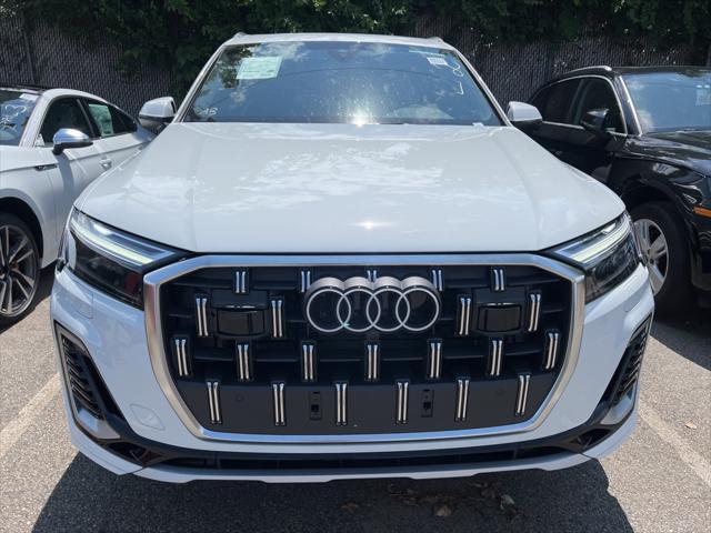 new 2025 Audi Q7 car, priced at $75,700