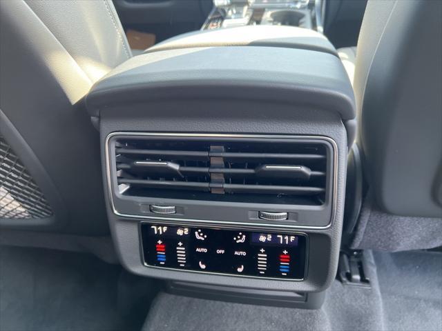 new 2025 Audi Q7 car, priced at $77,750