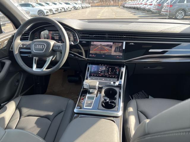 new 2025 Audi Q7 car, priced at $77,750