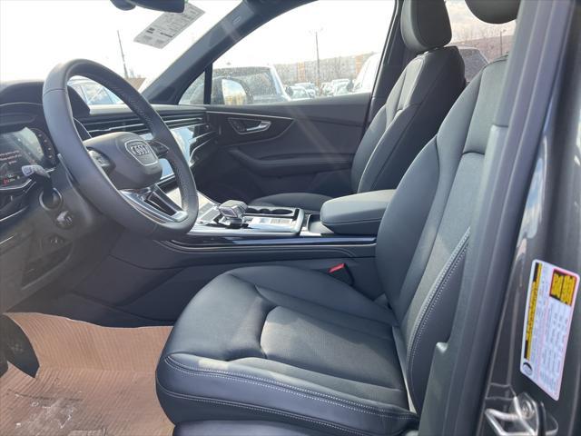 new 2025 Audi Q7 car, priced at $77,750