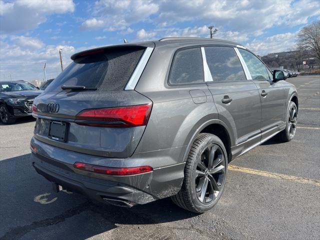 new 2025 Audi Q7 car, priced at $77,750
