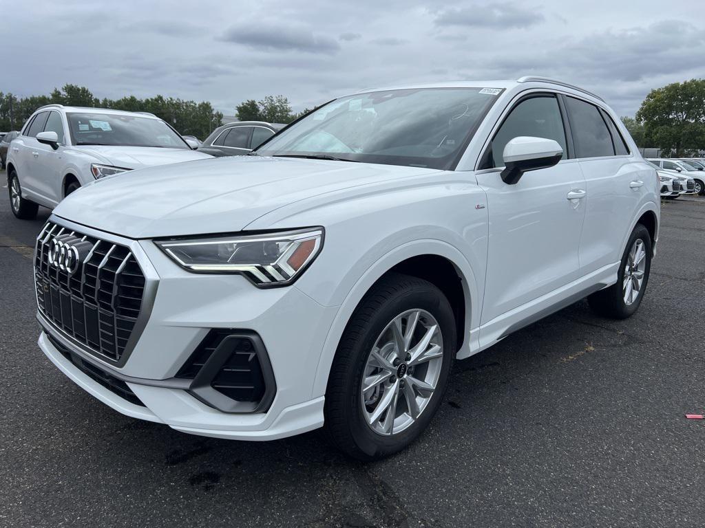new 2025 Audi Q3 car, priced at $43,595