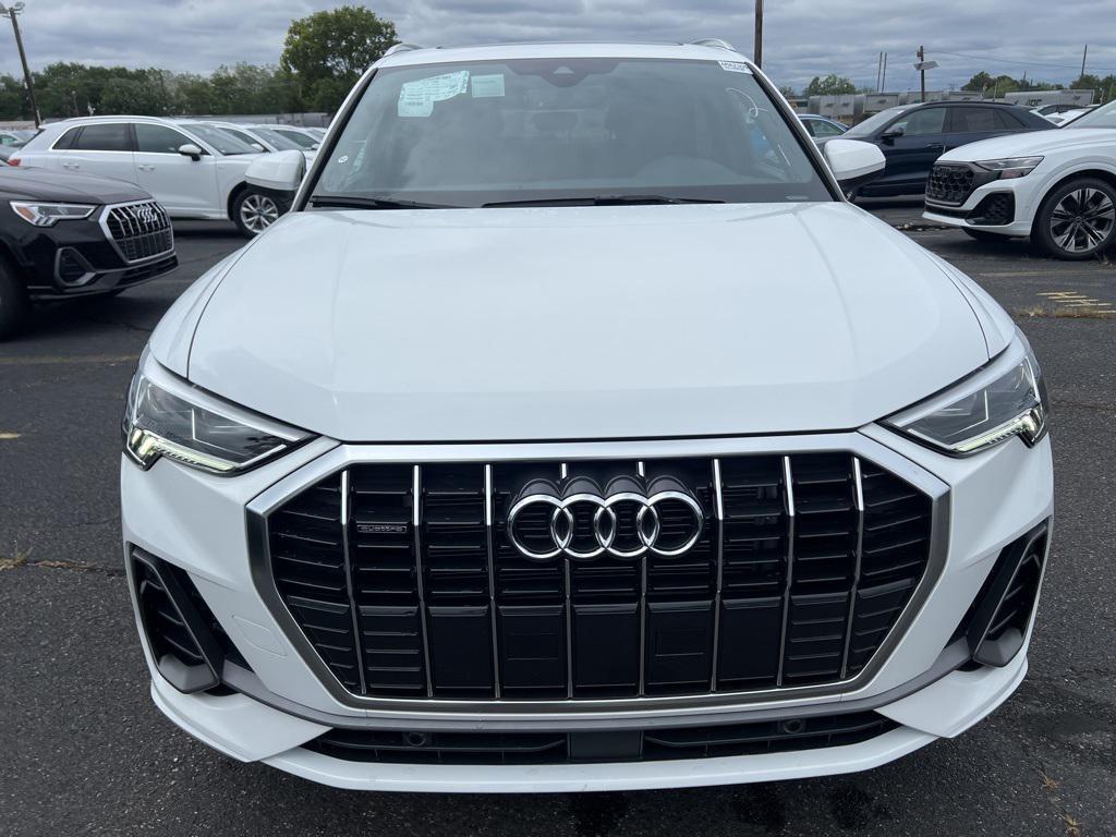 new 2025 Audi Q3 car, priced at $43,595