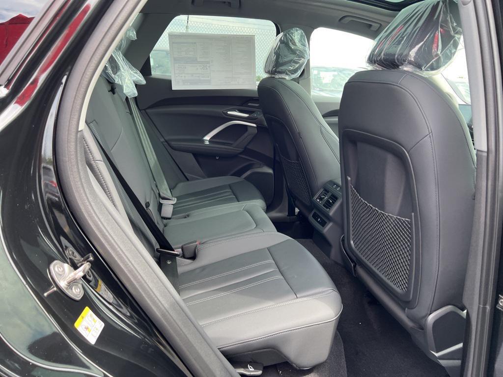 new 2025 Audi Q5 car, priced at $60,480