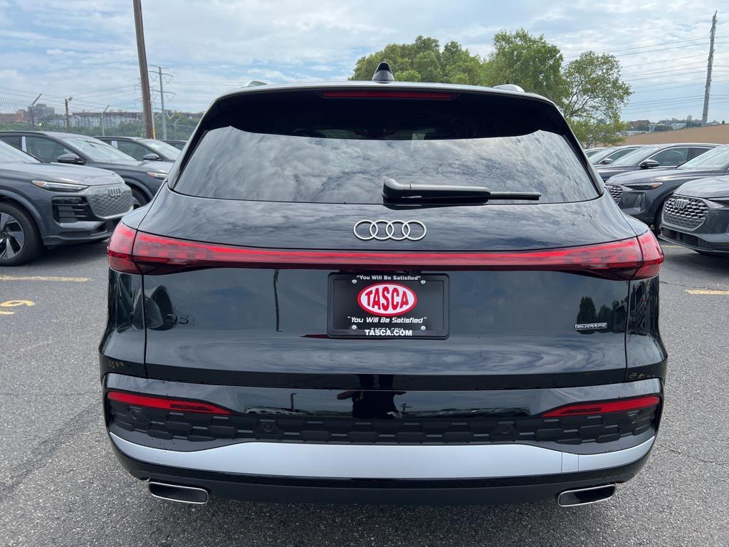 new 2025 Audi Q5 car, priced at $60,480