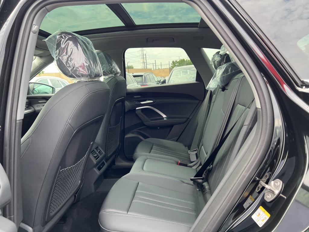 new 2025 Audi Q5 car, priced at $60,480