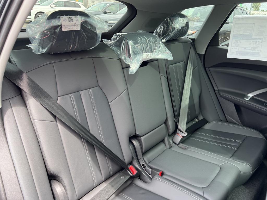 new 2025 Audi Q5 car, priced at $60,480