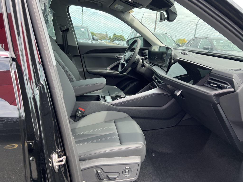 new 2025 Audi Q5 car, priced at $60,480