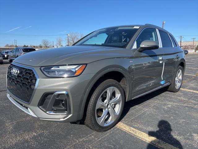 new 2025 Audi Q5 car, priced at $57,680