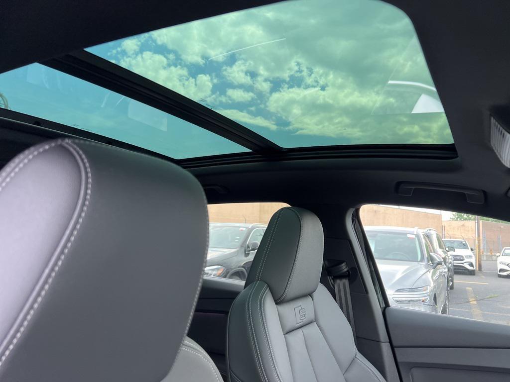 new 2025 Audi Q4 e-tron car, priced at $64,210