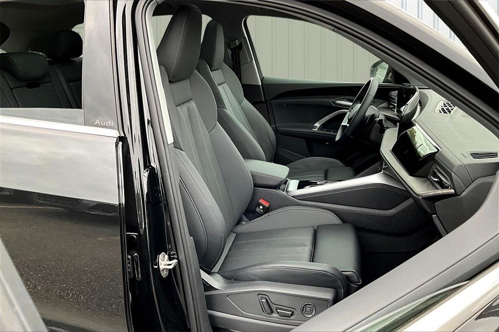 new 2025 Audi Q5 car, priced at $61,430
