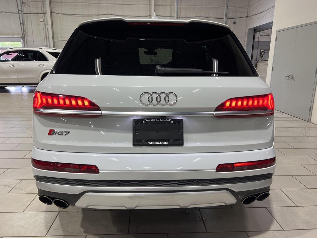used 2022 Audi SQ7 car, priced at $61,988