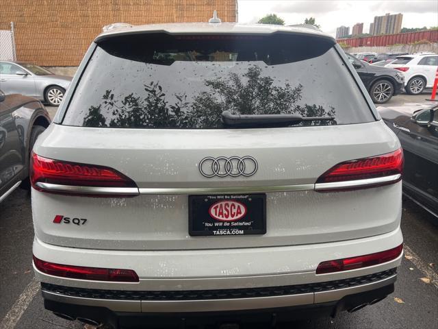 new 2025 Audi SQ7 car, priced at $93,160