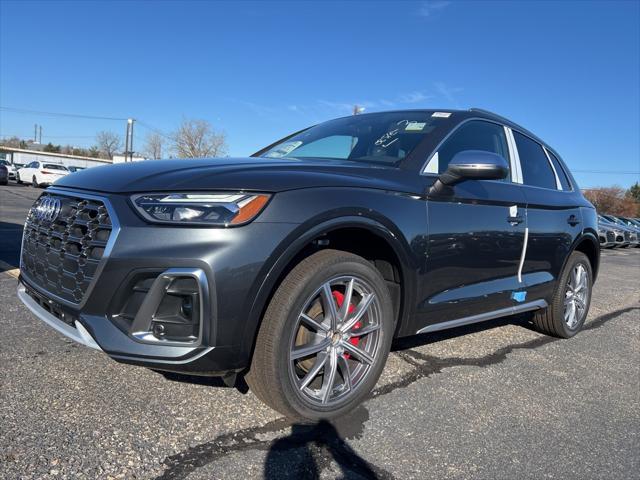 new 2025 Audi SQ5 car, priced at $69,305