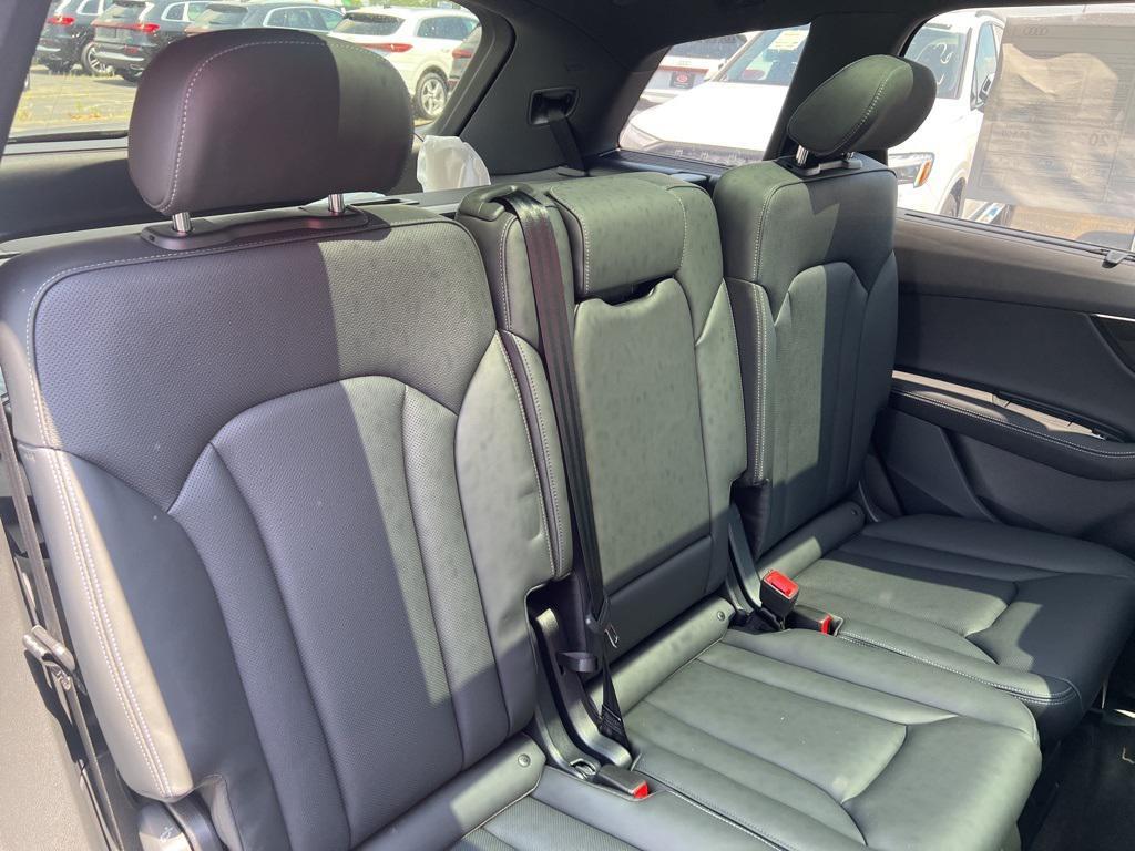 new 2025 Audi Q7 car, priced at $83,880