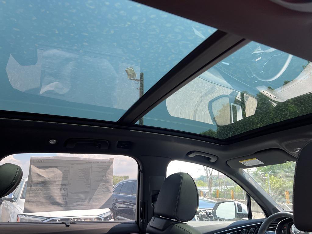 new 2025 Audi Q7 car, priced at $83,880