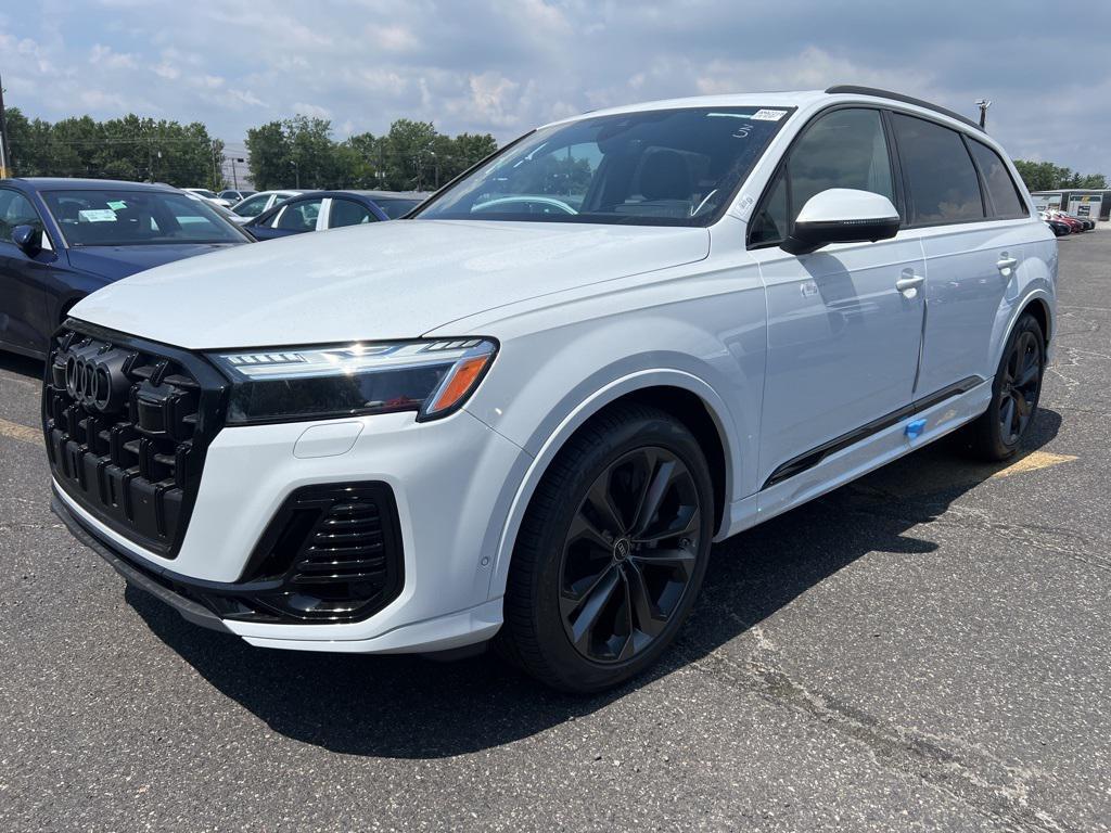 new 2025 Audi Q7 car, priced at $83,880