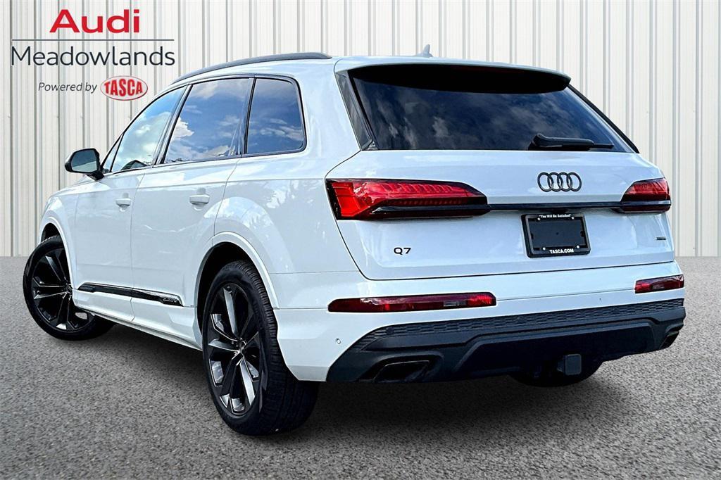 new 2025 Audi Q7 car, priced at $83,880