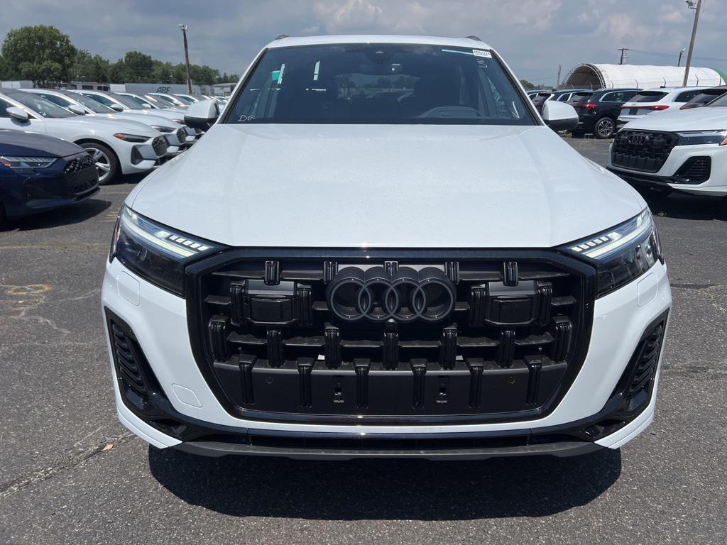 new 2025 Audi Q7 car, priced at $83,880