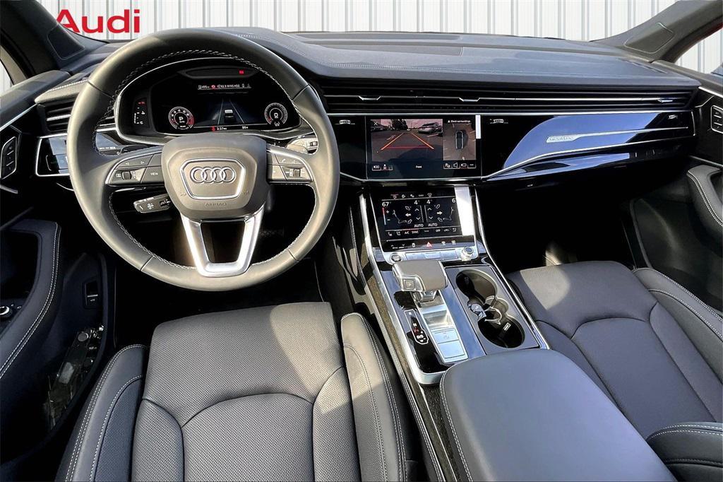 new 2025 Audi Q7 car, priced at $83,880