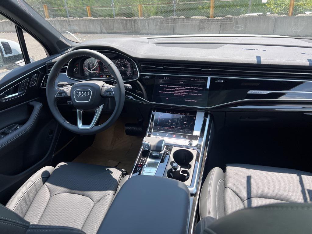 new 2025 Audi Q7 car, priced at $83,880