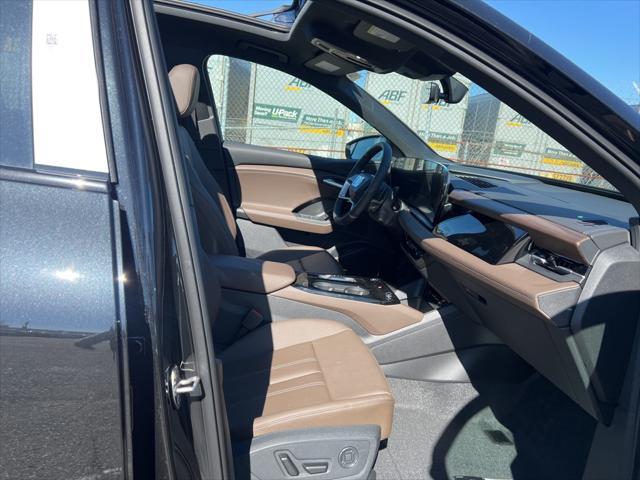 new 2025 Audi Q6 e-tron car, priced at $74,125